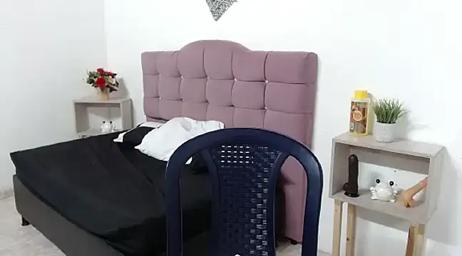 CanelaFierce online show from March 15, 2:01 pm