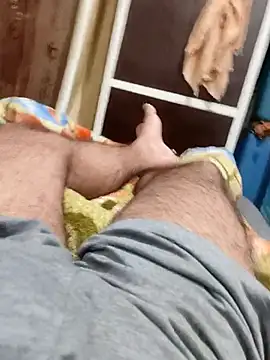 Snapshot of Hot_funky_boy chatting on March 6, 6:59 pm Hot funky boy online show from March 6, 6:59 pm