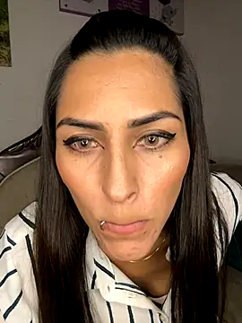 Snapshot of Sofiadelacruz chatting on October 3, 10:29 pm Sofiadelacruz online show from October 3, 10:29 pm