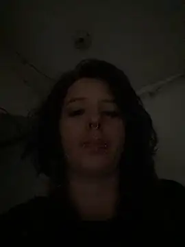 Snapshot of AriYokai chatting on November 17, 1:22 am AriYokai online show from November 17, 1:22 am