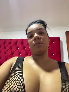 stefania brunnett online show from May 9, 7:41 pm
