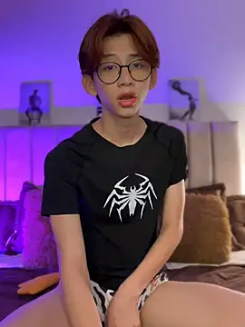 Snapshot of jacob_and_sam chatting on November 22, 8:08 pm jacob and sam online show from November 22, 8:08 pm