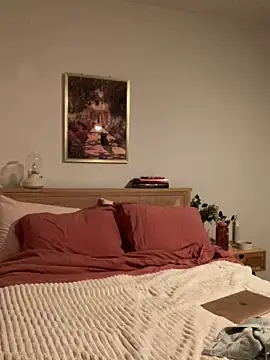 Snapshot of rileylovesyou chatting on February 14, 3:11 am rileylovesyou online show from February 14, 3:11 am