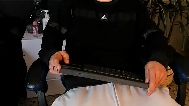 roan birkin online show from April 12, 7:30 pm