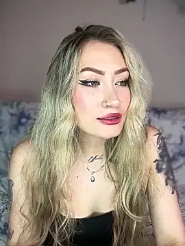 Snapshot of Lally_Valencia__ chatting on February 20, 8:06 am Lally Valencia   online show from February 20, 8:06 am