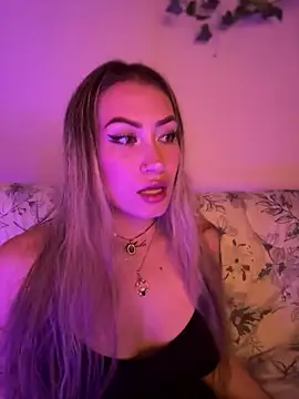Snapshot of Lally_Valencia__ chatting on February 24, 3:23 am Lally Valencia   online show from February 24, 3:23 am