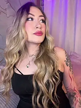 Lally Valencia   online show from June 21, 3:31 am