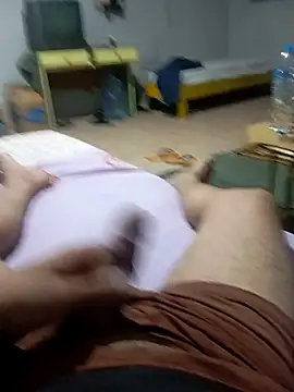 Snapshot of Zaberpop chatting on March 6, 10:50 pm Zaberpop online show from March 6, 10:50 pm