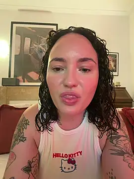 Snapshot of Orgasmille chatting on June 25, 8:08 am Orgasmille online show from June 25, 8:08 am