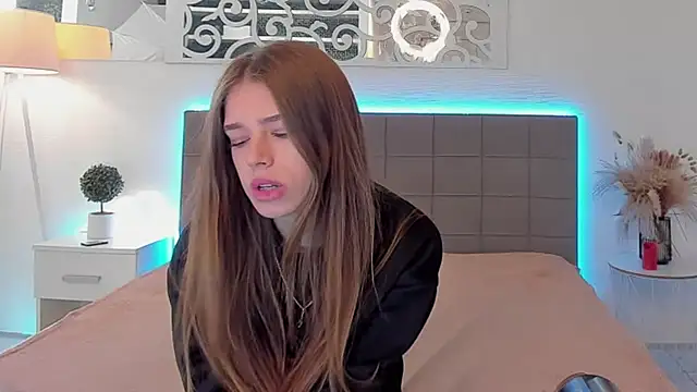 melissacrayzy online show from April 13, 5:57 am