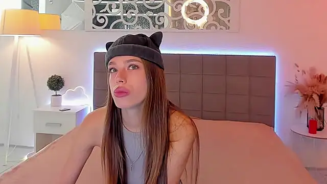 melissacrayzy online show from June 9, 5:30 am
