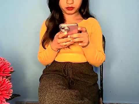 PAYAL SONI  online show from February 4, 6:17 pm