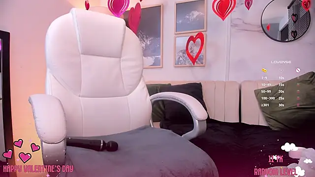 Snapshot of Dafne_00 chatting on February 15, 6:33 pm Dafne 00 online show from February 15, 6:33 pm