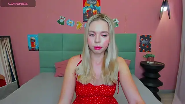 TessaAdorable online show from September 23, 1:30 am