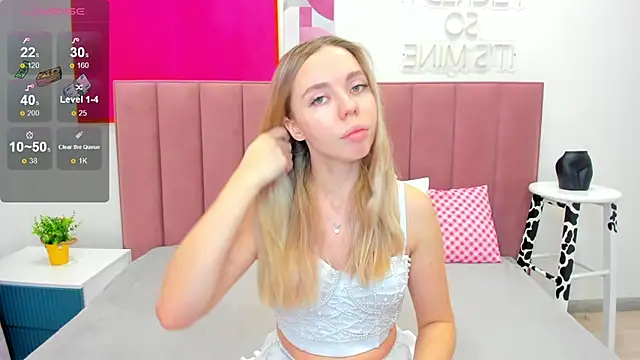 TessaAdorable online show from November 29, 1:30 am