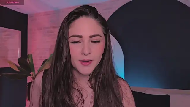 BeccaBaxter online show from July 10, 12:30 pm