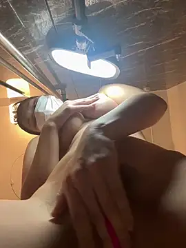 Snapshot of Rara__oo chatting on March 23, 7:20 am Rara oo online show from March 23, 7:20 am