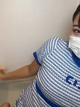 Snapshot of Rara__oo chatting on December 15, 7:56 am Rara oo online show from December 15, 7:56 am