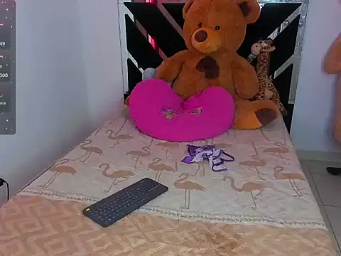 Snapshot of CatalinaSmith1 chatting on March 2, 12:42 am CatalinaSmith1 online show from March 2, 12:42 am