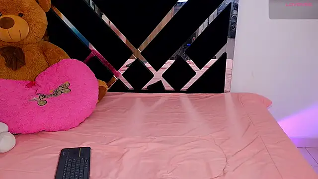 CatalinaSmith1 online show from February 20, 12:07 am