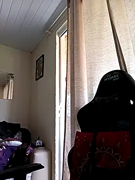 Snapshot of Pantaneirasexy chatting on October 8, 2:25 pm Pantaneirasexy online show from October 8, 2:25 pm