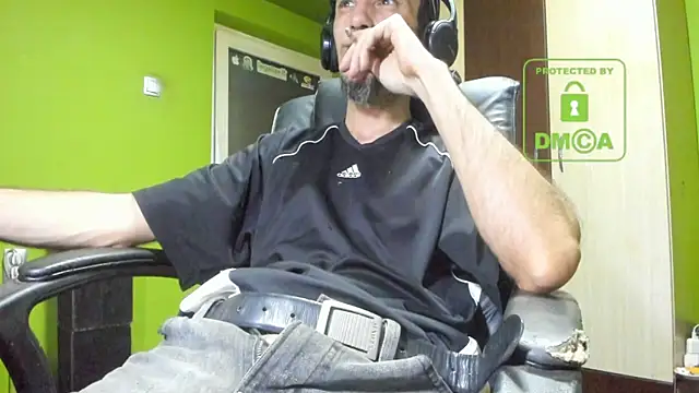 BigCumShoot online show from December 16, 5:34 am