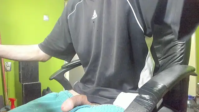 BigCumShoot online show from April 9, 5:51 am