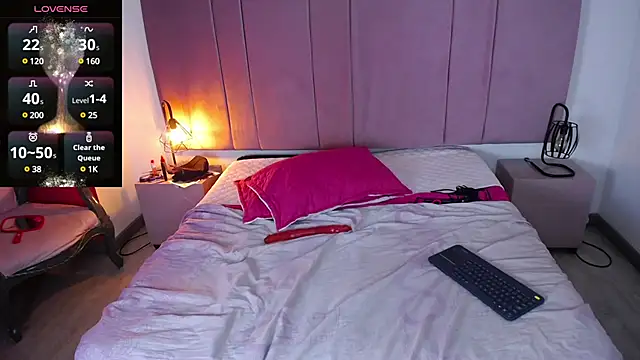 Engelth  online show from February 9, 3:56 pm