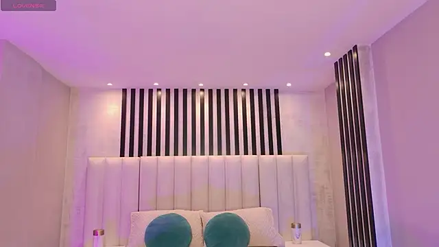 AmaiaHaywood online show from January 7, 5:10 am