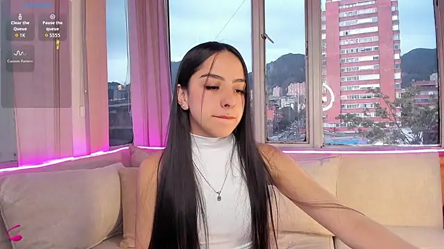 Daphne chers online show from September 24, 9:51 pm