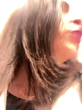 laarti online show from November 21, 6:39 pm