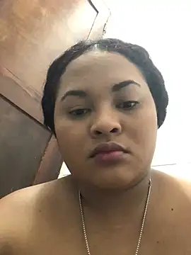 Snapshot of Marce_777 chatting on February 8, 10:29 am Marce 777 online show from February 8, 10:29 am