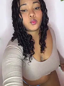 Snapshot of Marce_777 chatting on February 10, 5:14 am Marce 777 online show from February 10, 5:14 am