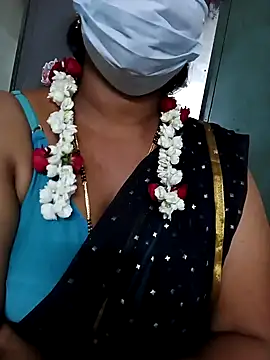 Snapshot of Tamil_Radha chatting on February 19, 4:33 pm Tamil Radha online show from February 19, 4:33 pm