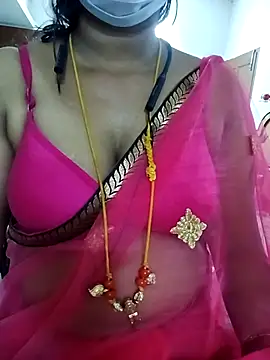 Snapshot of Tamil_Radha chatting on February 22, 12:08 pm Tamil Radha online show from February 22, 12:08 pm