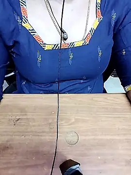 Snapshot of Tamil_Radha chatting on September 27, 6:46 pm Tamil Radha online show from September 27, 6:46 pm