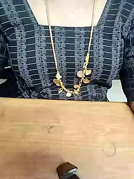 Snapshot of Tamil_Radha chatting on October 4, 5:44 pm Tamil Radha online show from October 4, 5:44 pm