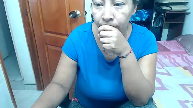 Snapshot of Siblleyx chatting on January 31, 6:25 pm Siblleyx online show from January 31, 6:25 pm