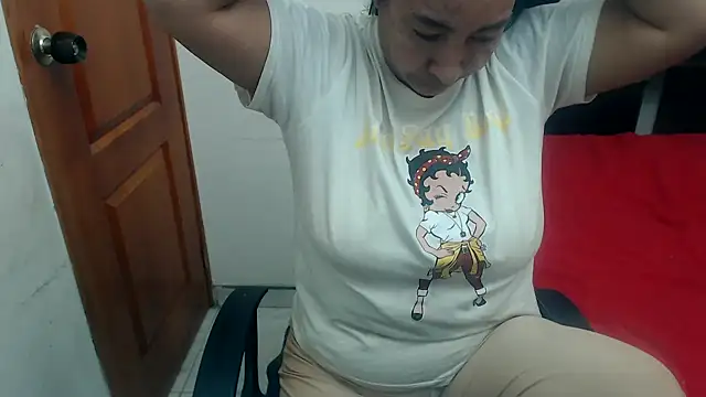 Snapshot of Siblleyx chatting on February 25, 7:03 pm Siblleyx online show from February 25, 7:03 pm