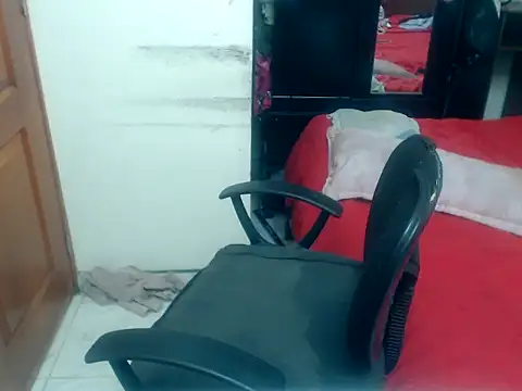 Snapshot of Siblleyx chatting on March 13, 12:48 am Siblleyx online show from March 13, 12:48 am