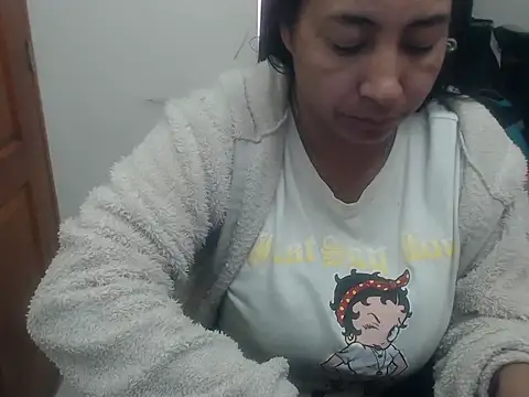 Snapshot of Siblleyx chatting on March 13, 6:45 pm Siblleyx online show from March 13, 6:45 pm