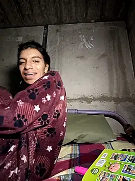 Snapshot of Ariell_Kieran chatting on February 25, 8:09 pm Ariell Kieran online show from February 25, 8:09 pm