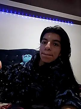 Snapshot of Ariell_Kieran chatting on March 1, 11:15 pm Ariell Kieran online show from March 1, 11:15 pm