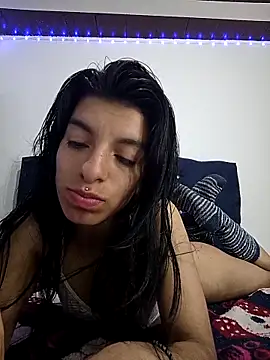 Snapshot of Ariell_Kieran chatting on March 2, 2:19 am Ariell Kieran online show from March 2, 2:19 am