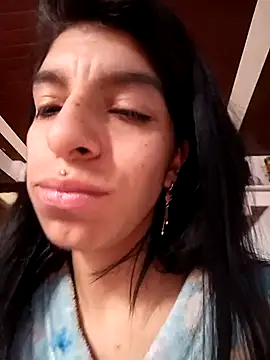 Snapshot of Ariell_Kieran chatting on March 14, 8:28 pm Ariell Kieran online show from March 14, 8:28 pm