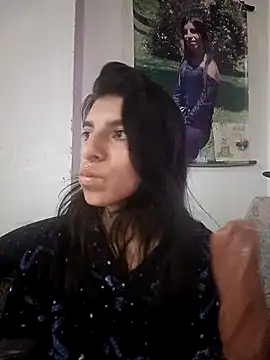 Snapshot of Ariell_Kieran chatting on October 6, 1:14 am Ariell Kieran online show from October 6, 1:14 am