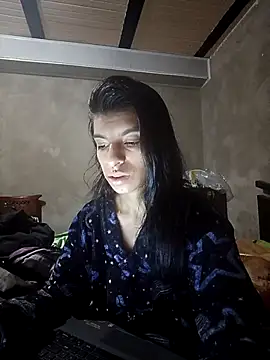 Snapshot of Ariell_Kieran chatting on October 11, 5:50 am Ariell Kieran online show from October 11, 5:50 am