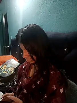 Snapshot of Ariell_Kieran chatting on October 25, 7:38 am Ariell Kieran online show from October 25, 7:38 am