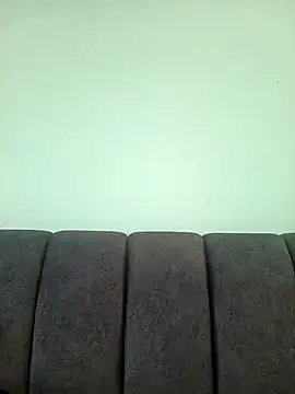 Snapshot of Ariell_Kieran chatting on October 27, 8:24 pm Ariell Kieran online show from October 27, 8:24 pm