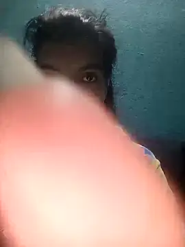 Snapshot of Ariell_Kieran chatting on November 14, 12:09 am Ariell Kieran online show from November 14, 12:09 am